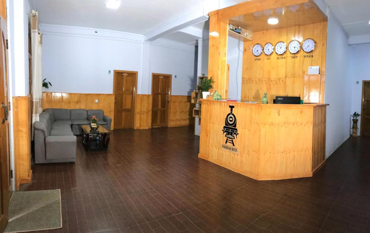 Railroad Hotel Кало Экстерьер фото